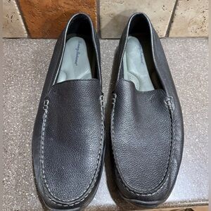 Tommy Bahama Men's Black Loafers size 14d